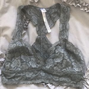 Free People NWOT gray bralette racer back💕